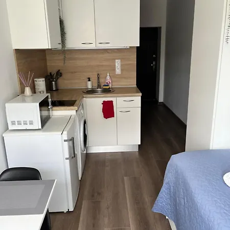 Apartment Small Cozy 27 *